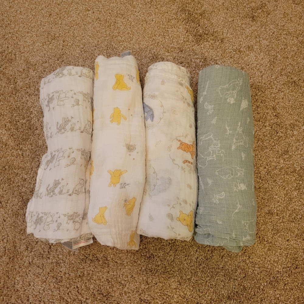 Baby swaddles